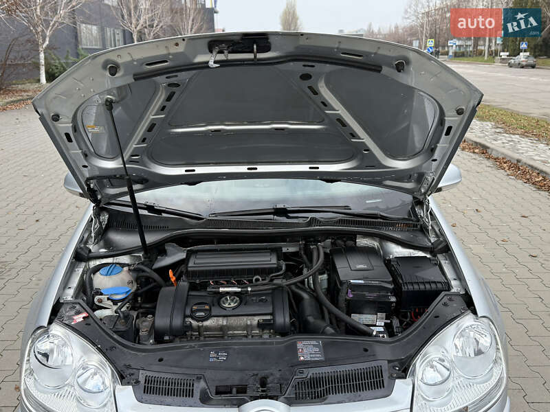 Хэтчбек Volkswagen Golf 2008 в Белой Церкви