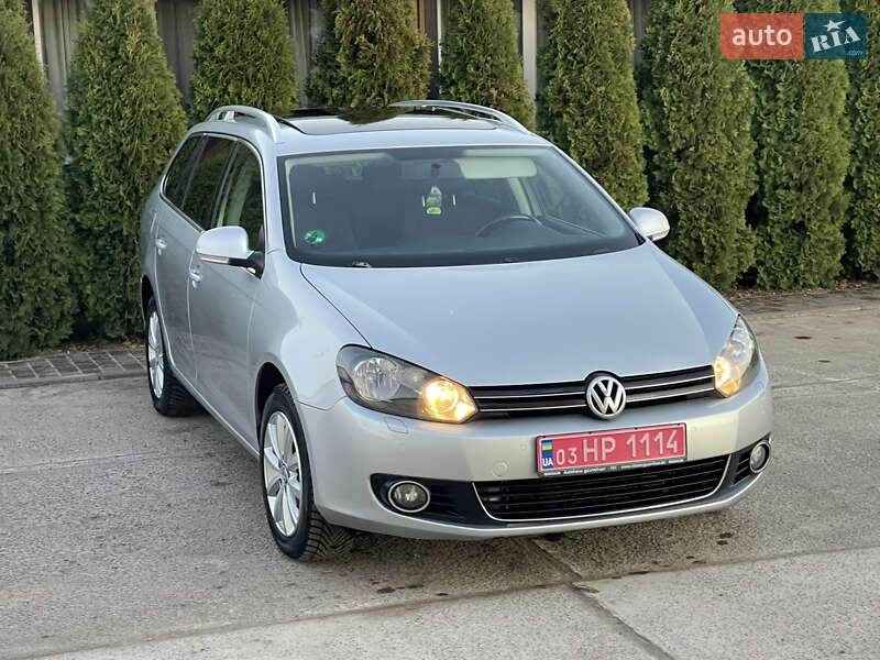 Універсал Volkswagen Golf 2011 в Сарнах