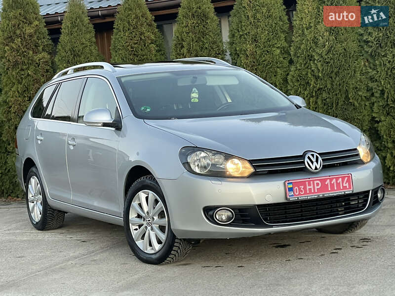 Універсал Volkswagen Golf 2011 в Сарнах