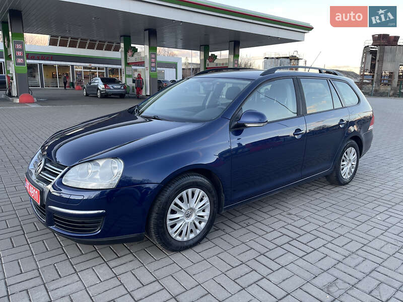 Універсал Volkswagen Golf 2007 в Житомирі
