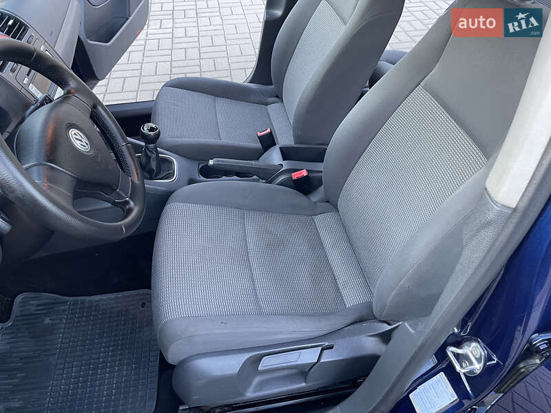 Універсал Volkswagen Golf 2007 в Житомирі