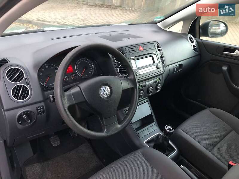 Хэтчбек Volkswagen Golf 2006 в Луцке фото 27 Хэтчбек Volkswagen Golf 2006 в Луцке