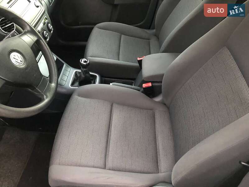Хэтчбек Volkswagen Golf 2006 в Луцке фото 35 Хэтчбек Volkswagen Golf 2006 в Луцке