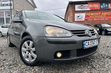 Хетчбек Volkswagen Golf 2004 в Смілі