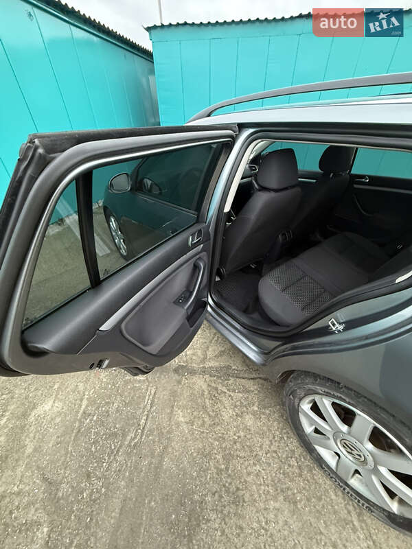 Универсал Volkswagen Golf 2011 в Белой Церкви