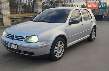 Хэтчбек Volkswagen Golf 2002 в Виннице