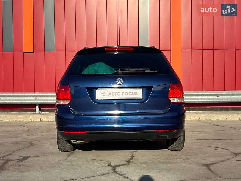 Универсал Volkswagen Golf 2007 в Киеве