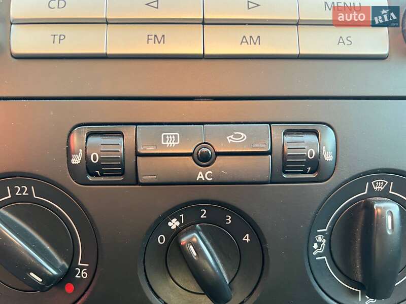 Универсал Volkswagen Golf 2007 в Киеве