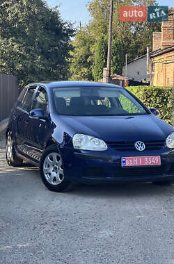 Хэтчбек Volkswagen Golf 2005 в Луцке