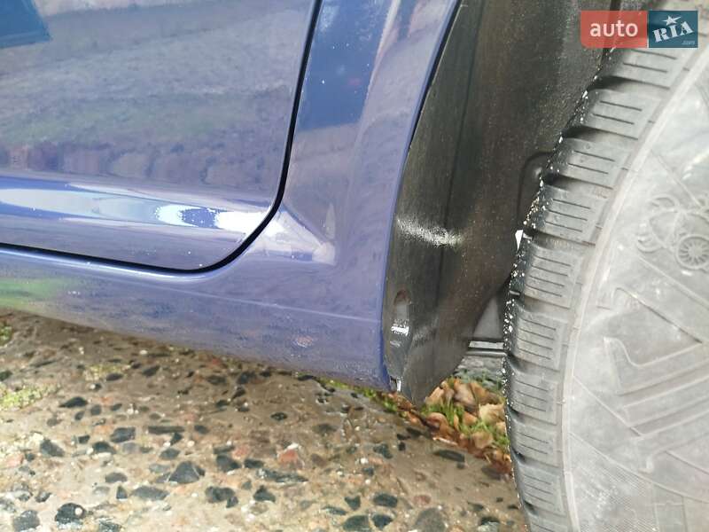 Хэтчбек Volkswagen Golf 1998 в Одессе