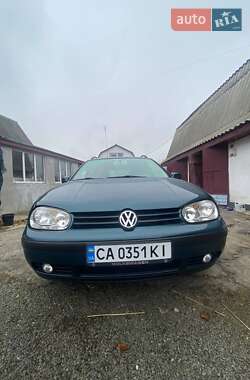 Універсал Volkswagen Golf 2001 в Корсунь-Шевченківському