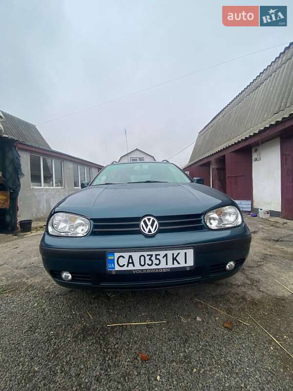 Volkswagen Golf 2001