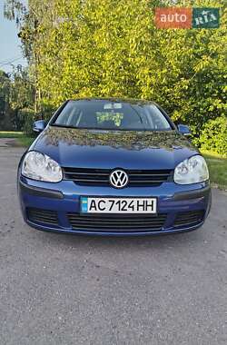 Хетчбек Volkswagen Golf 2005 в Христинівці