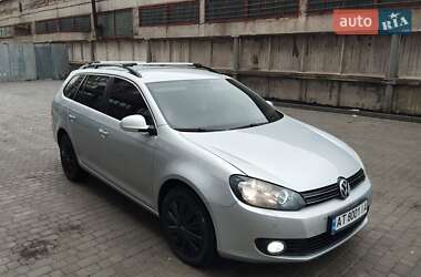 Универсал Volkswagen Golf 2010 в Городенке