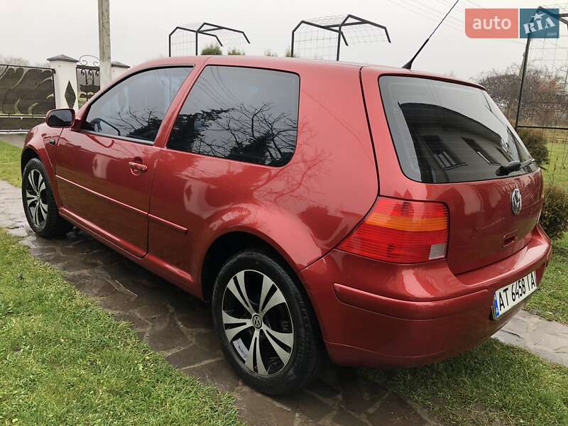 Хэтчбек Volkswagen Golf 1998 в Коломые