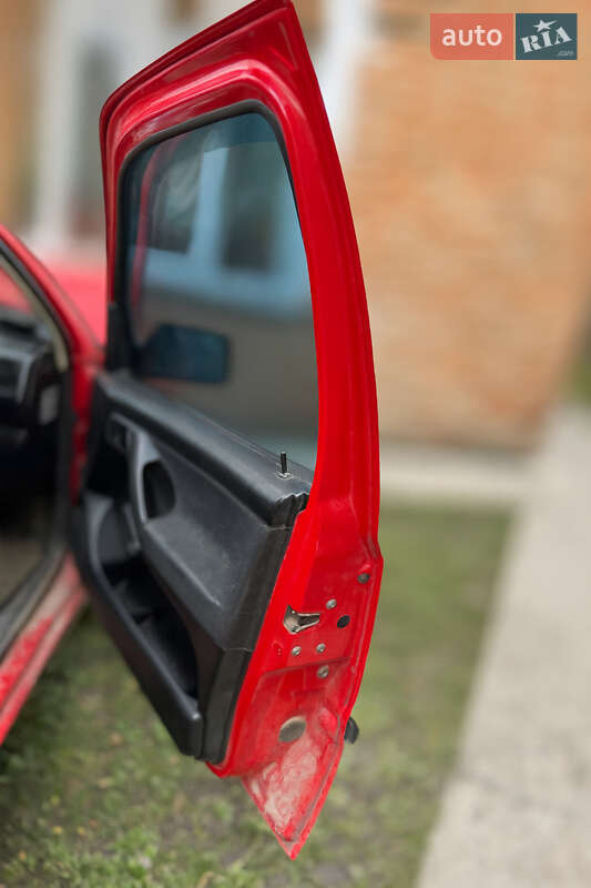 Хэтчбек Volkswagen Golf 1996 в Буске фото 5 Хэтчбек Volkswagen Golf 1996 в Буске