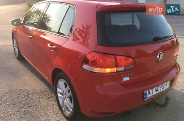 Хетчбек Volkswagen Golf 2010 в Тисмениці