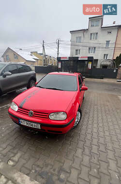 Хэтчбек Volkswagen Golf 2000 в Ивано-Франковске