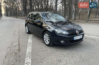 Хэтчбек Volkswagen Golf 2010 в Черновцах