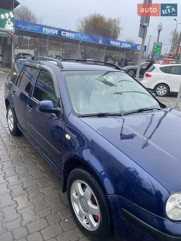 Універсал Volkswagen Golf 2001 в Хмельницькому