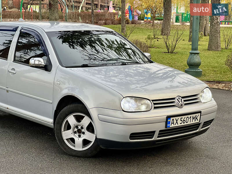 Хэтчбек Volkswagen Golf 1998 в Харькове