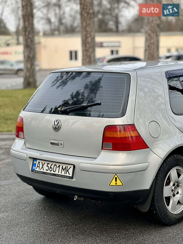 Хэтчбек Volkswagen Golf 1998 в Харькове