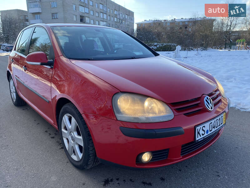 Volkswagen Golf 2004