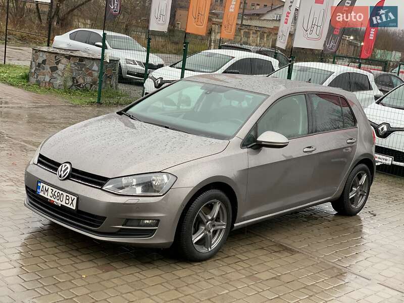 Хэтчбек Volkswagen Golf 2013 в Бердичеве