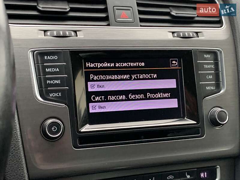 Хэтчбек Volkswagen Golf 2013 в Бердичеве