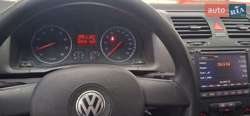 Хэтчбек Volkswagen Golf 2005 в Луцке фото 9 Хэтчбек Volkswagen Golf 2005 в Луцке