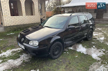 Універсал Volkswagen Golf 2000 в Любомлі