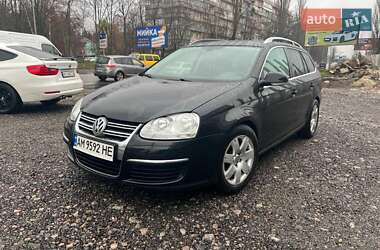 Универсал Volkswagen Golf 2008 в Киеве