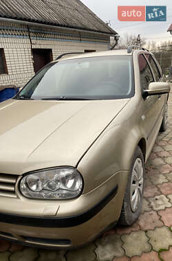 Универсал Volkswagen Golf 2002 в Чорткове
