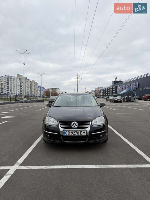 Универсал Volkswagen Golf 2008 в Чернигове