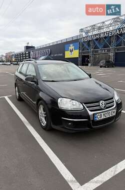 Універсал Volkswagen Golf 2008 в Чернігові