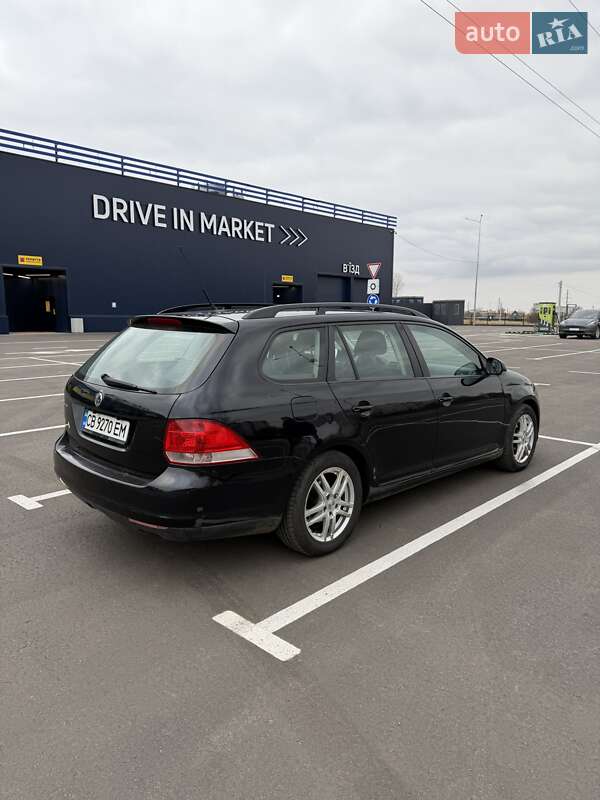 Универсал Volkswagen Golf 2008 в Чернигове