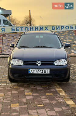 Универсал Volkswagen Golf 2000 в Городенке