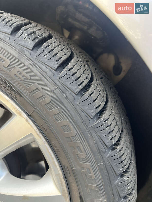 Универсал Volkswagen Golf 2012 в Киеве