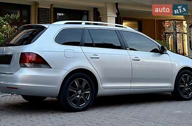 Универсал Volkswagen Golf 2011 в Киеве