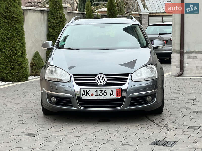 Универсал Volkswagen Golf 2009 в Мукачево