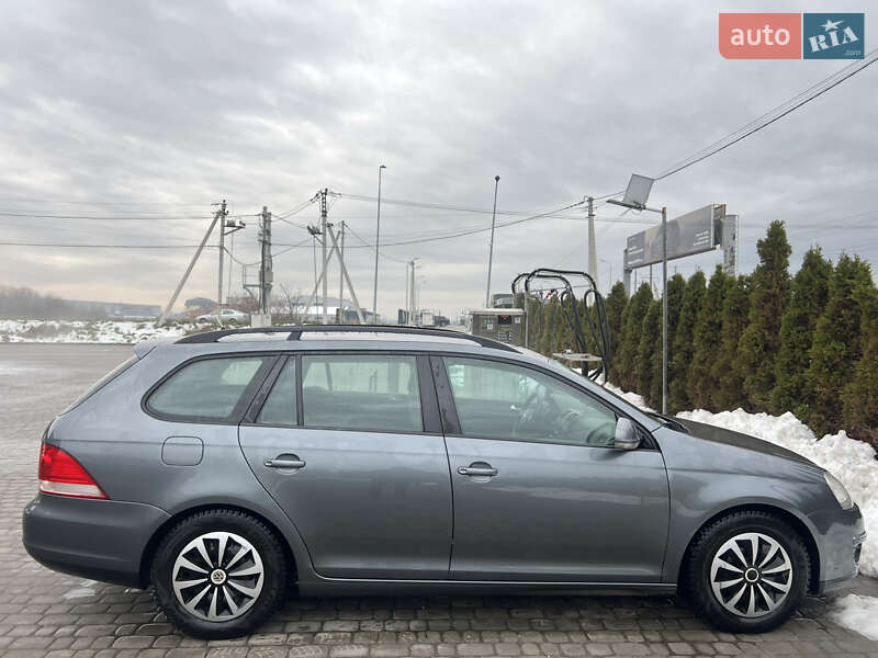 Универсал Volkswagen Golf 2008 в Львове