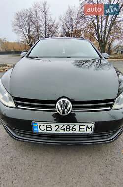 Универсал Volkswagen Golf 2015 в Чернигове