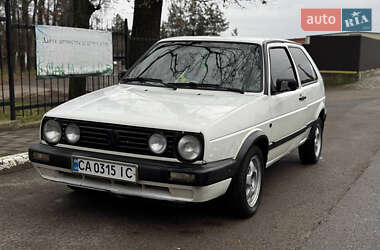 Хэтчбек Volkswagen Golf 1988 в Киеве