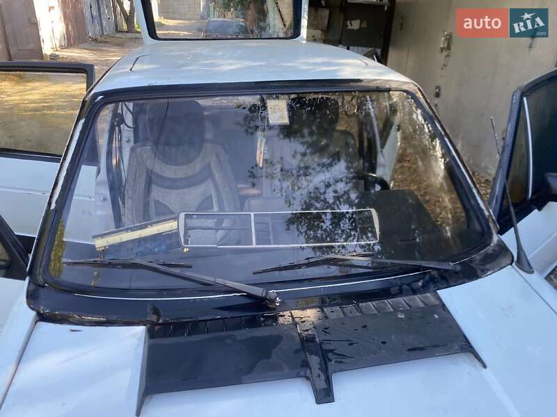 Хэтчбек Volkswagen Golf 1982 в Одессе