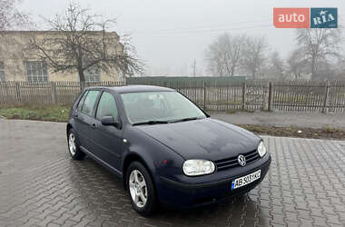 Хетчбек Volkswagen Golf 2001 в Тульчині