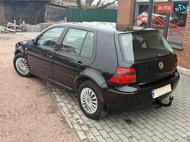 Хэтчбек Volkswagen Golf 1999 в Луцке