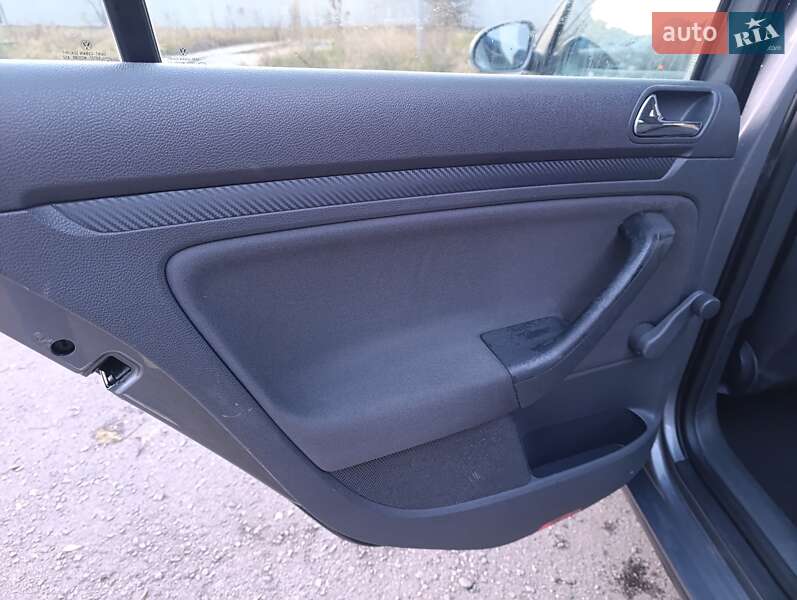 Хэтчбек Volkswagen Golf 2004 в Хмельницком фото 25 Хэтчбек Volkswagen Golf 2004 в Хмельницком