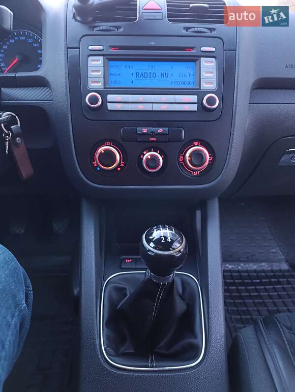 Хэтчбек Volkswagen Golf 2004 в Хмельницком фото 29 Хэтчбек Volkswagen Golf 2004 в Хмельницком