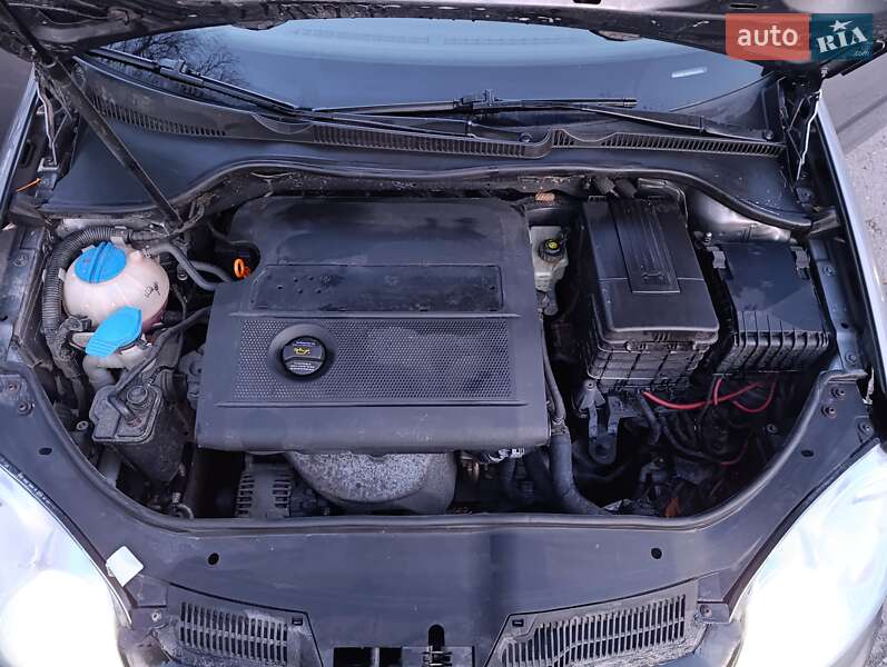 Хэтчбек Volkswagen Golf 2004 в Хмельницком фото 32 Хэтчбек Volkswagen Golf 2004 в Хмельницком