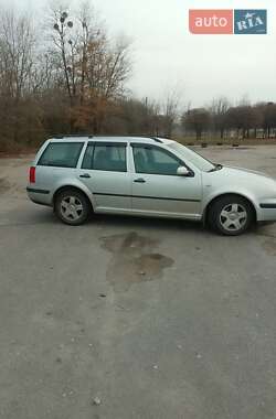 Універсал Volkswagen Golf 2000 в Харкові